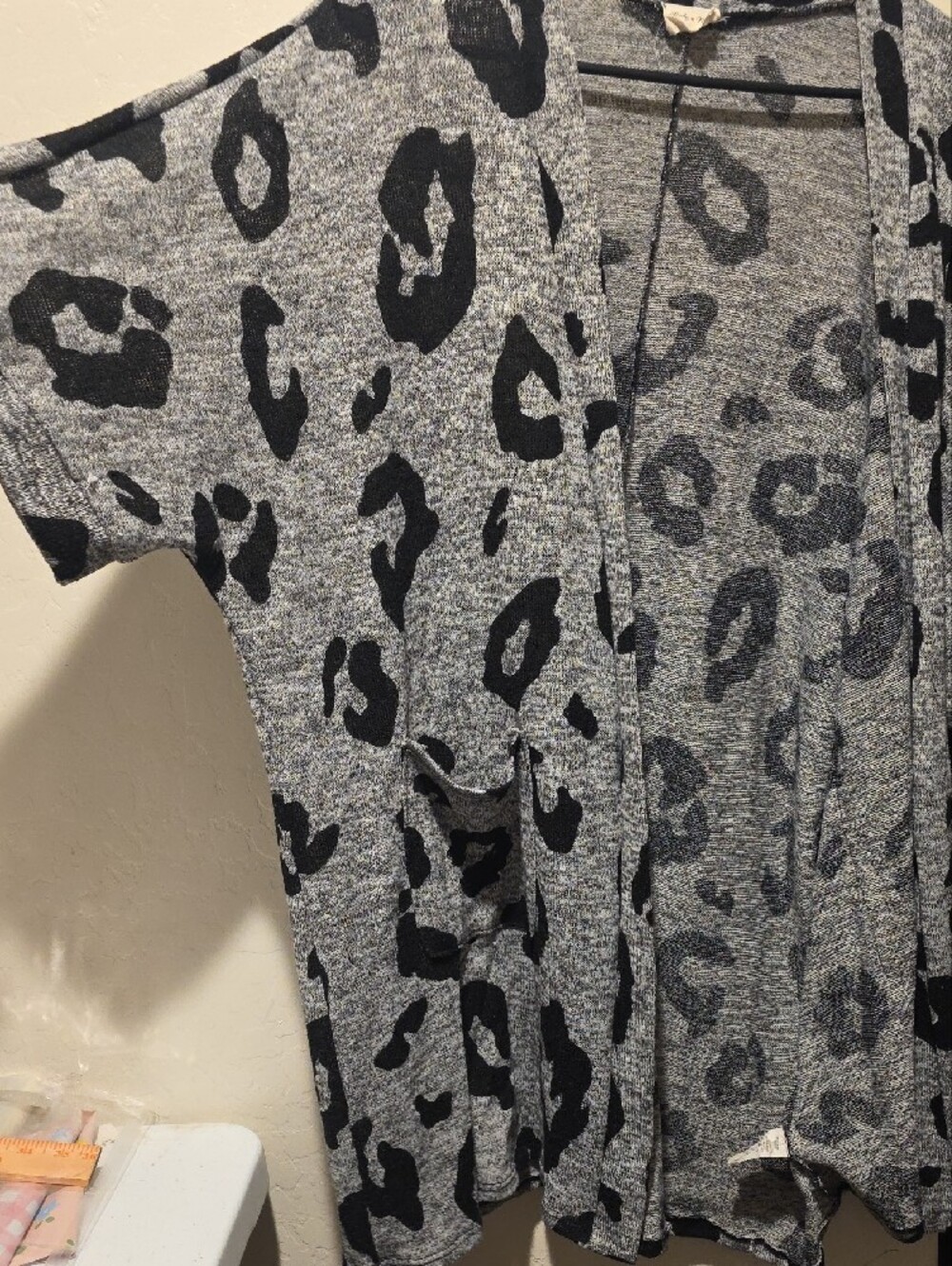 Lovely Melody Gray and Black Leopard Print Lightweight Cardigan - Picture 3 of 8